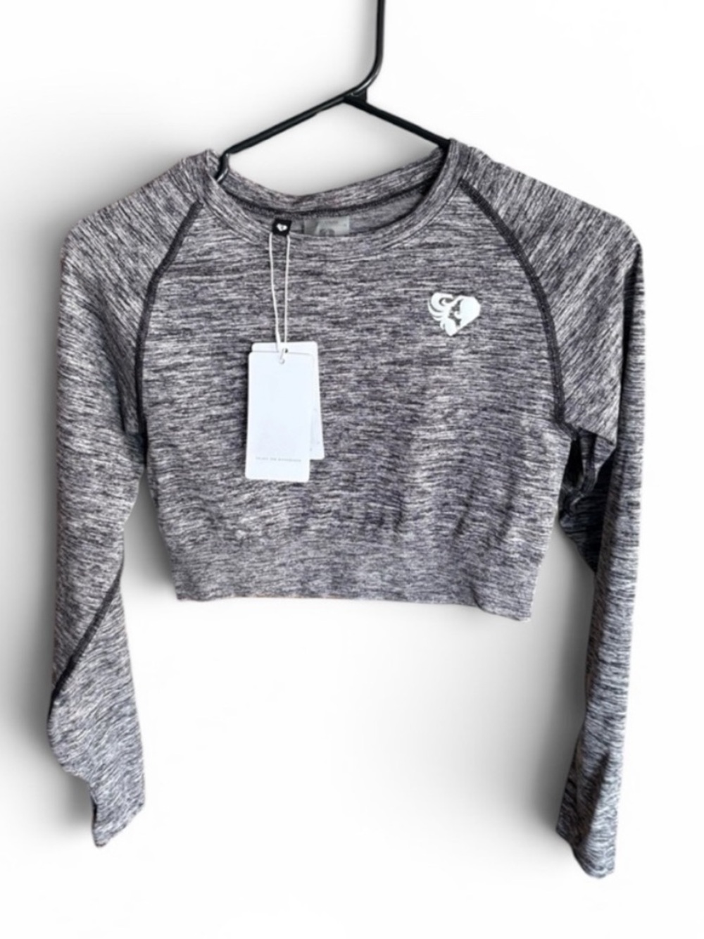 NWT Women’s Best Seamless Crop Top Slim Fit Athletic Work Out Long Sleeve Shirt